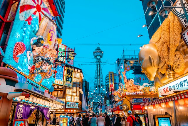 Osaka, Japan: €530 Hainan Airlines Flights from Brussels (With Luggage)