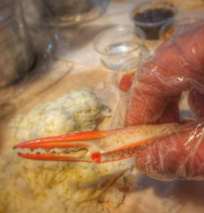 filipino boodle fight in Dubai seafood in a bucket