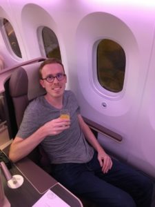 juneyao business class dreamliner b787-9 ginger around the world