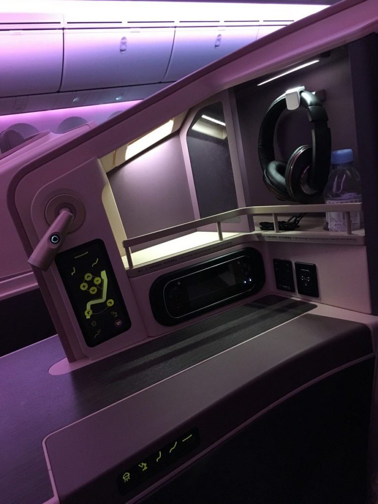 juneyao business class dreamliner b787-9