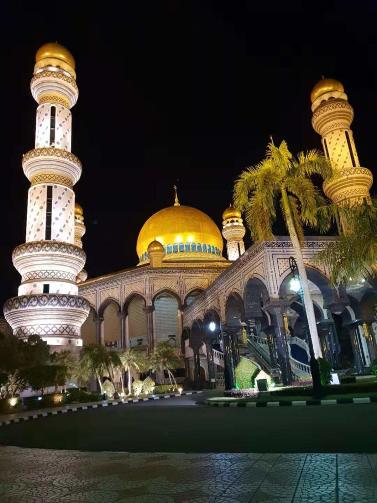 Jame Asr Hassanil Bolkiah Mosque Brunei