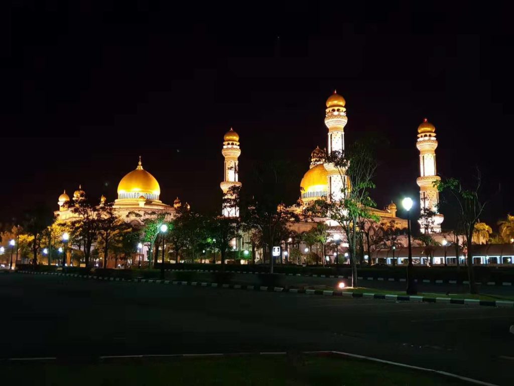 Jame Asr Hassanil Bolkiah Mosque Brunei landscape