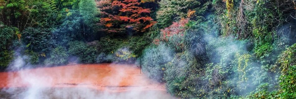 7 hells of beppu azure blue pool