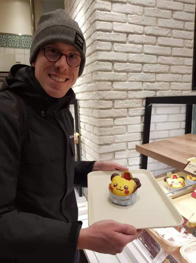 Pikachu donut japan